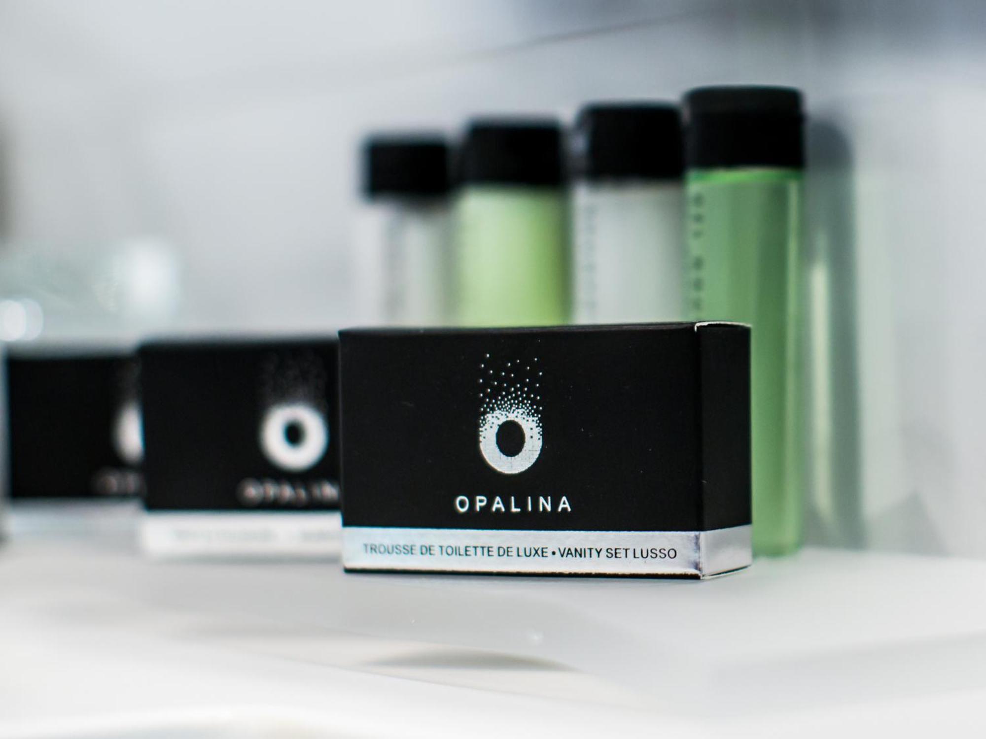 Otl Gouverneur Sherbrooke Kültér fotó Opalina soap